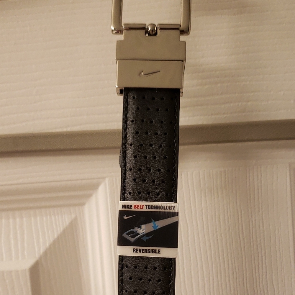 Nike Black and White Belt with Textured Design